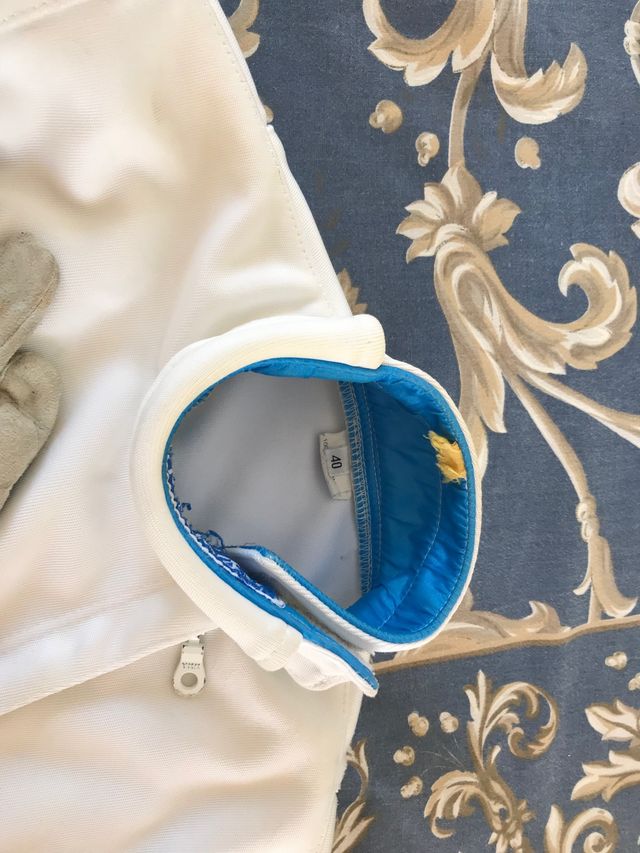 Jaqueta, masquera y guante esgrima