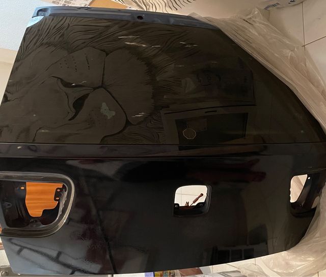 Portón de seat león para equipo de música