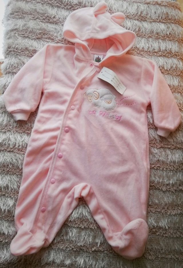 Pelele terciopelo talla 9-12 meses