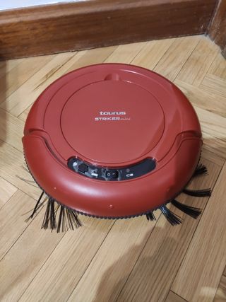 Robot aspirador Taurus Mini Striker de segunda mano por 50 EUR en Madrid en  WALLAPOP