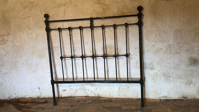 Cabecero de cama de forja