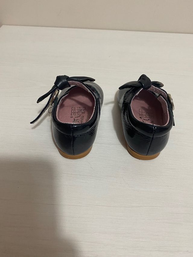 Merceditas niña azul marino talla 18