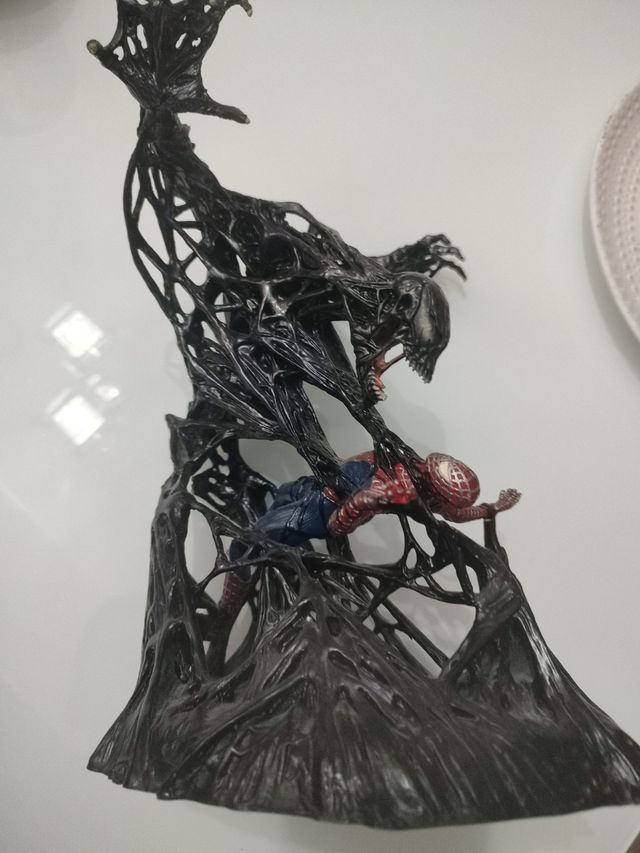 Estatua de venom vs Spiderman de Spiderman 3