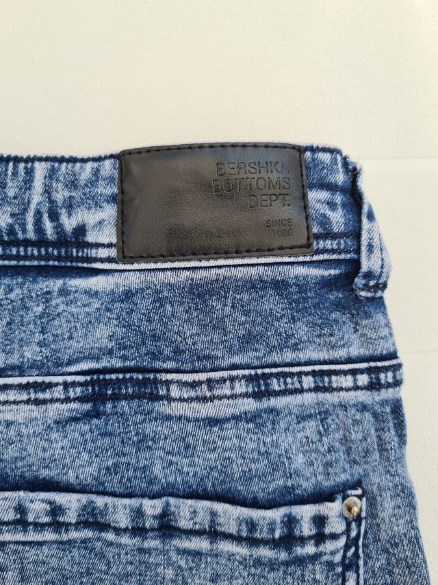 Pantalon largo azul vaquero Bershka