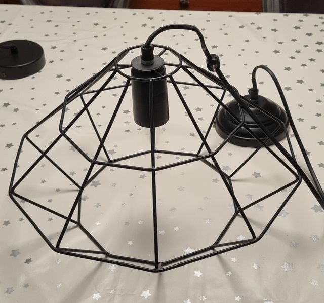 Lámpara de techo de metal