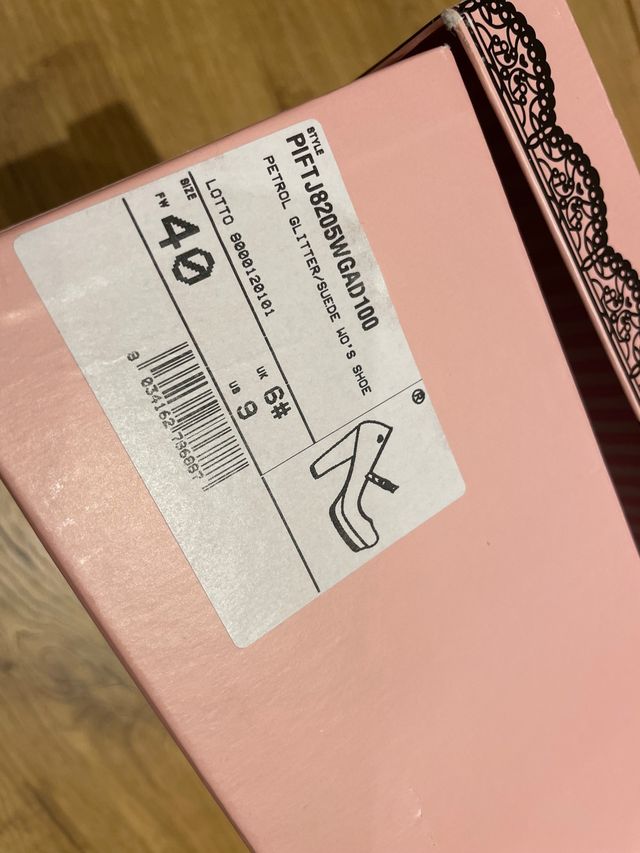 Zapatos tacón Fornarina talla 40