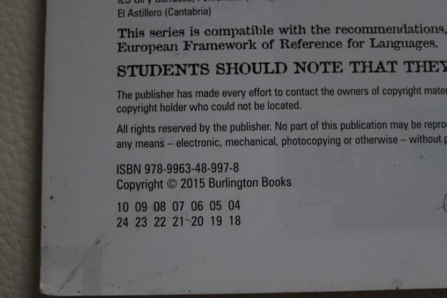 Living English-Student's book, 2ºBACH, Burlington