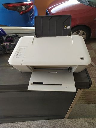 Hp deskjet 1510 con cartuchos originales funcionan de segunda mano por 25  EUR en Redondela en WALLAPOP