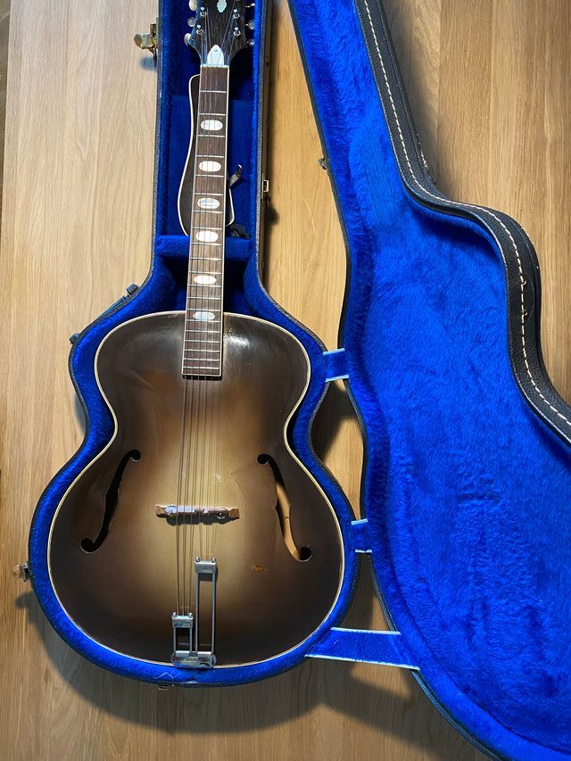 Guitarra Archtop Epiphone Devon