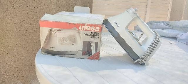 Plancha UFESA 1200w