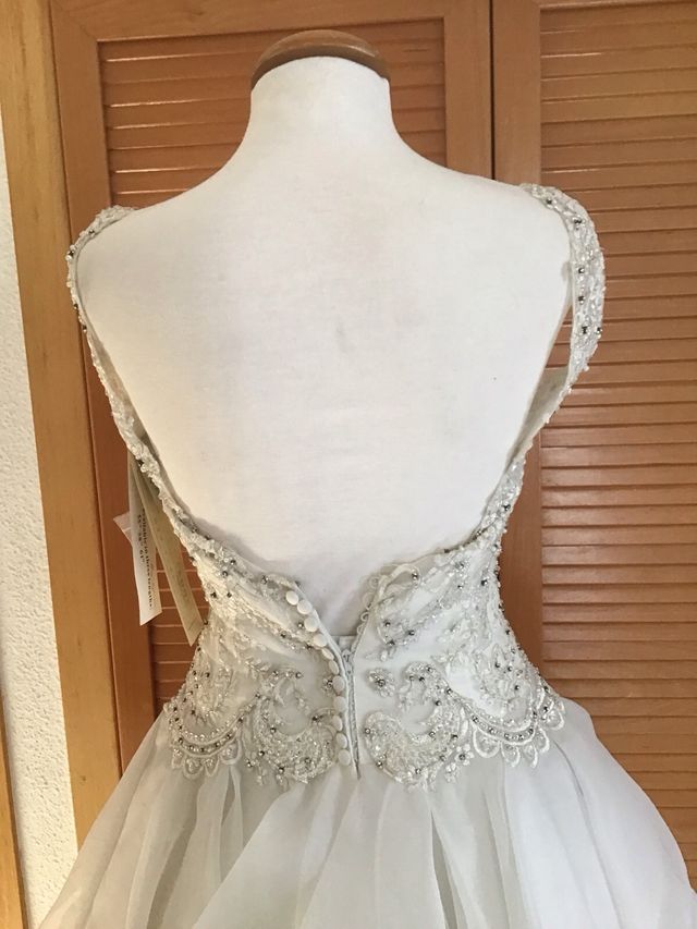 Nuevo sin usar, vestido de novia.