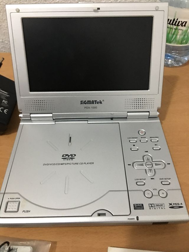 Il lettore DVD portatile Sigmatek funziona