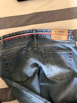 PANTALONES VAQUEROS EL GANSO de segunda mano por 15 EUR en Madrid en  WALLAPOP