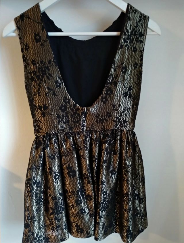 Vestido de fiesta cuello joya