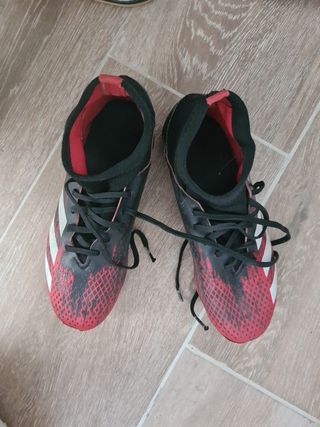 botas de futbol nike con tobillera