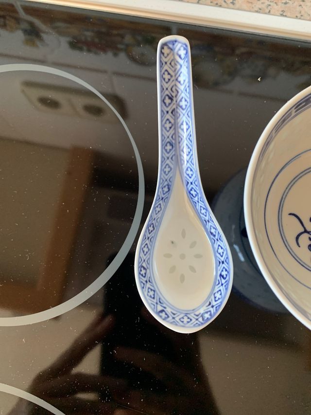 2 Platos sopero con 2 cucharadas original china