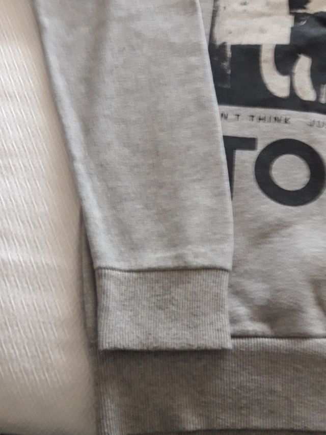 Sudadera Bershka talla XS