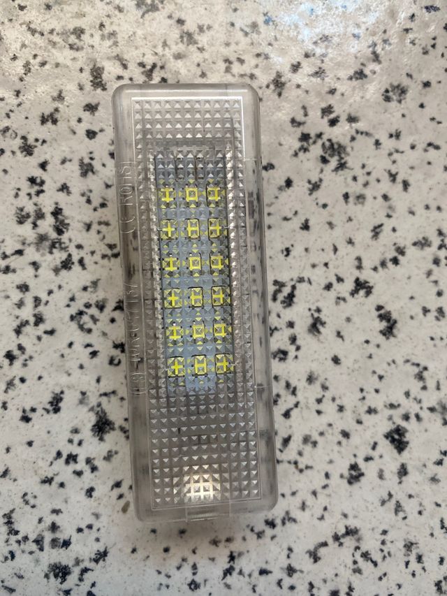 Plafón Led maletero nuevo a estrenar