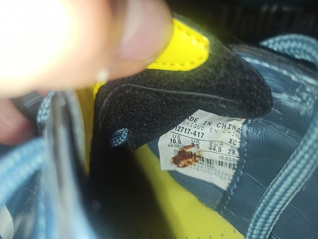 Botas futbol multitaco nike