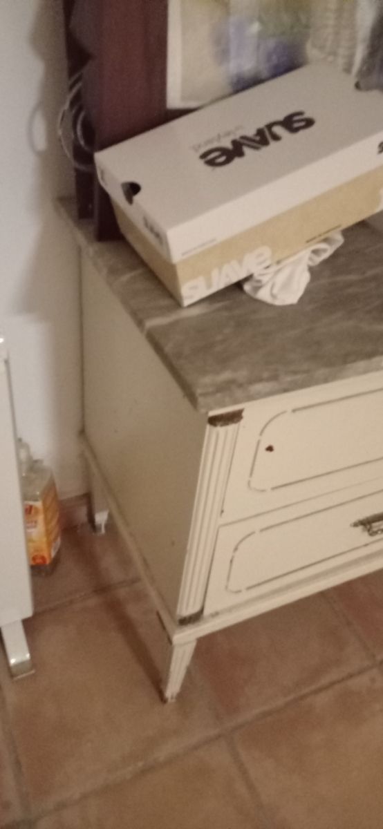 Mueble caoba vintage  , cómoda o para televisor