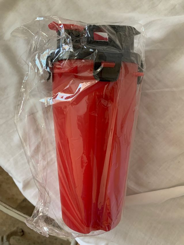 Recipiente para comida y agua para perro