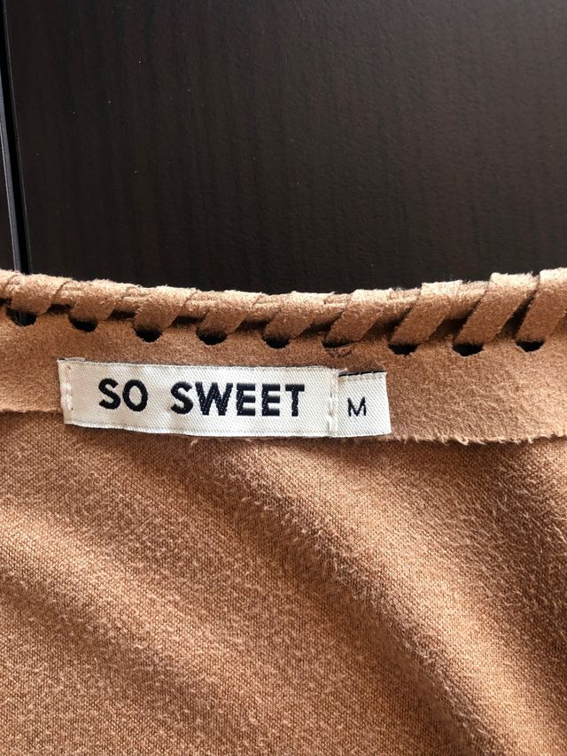 Chaqueta flecos terciopelo marrón