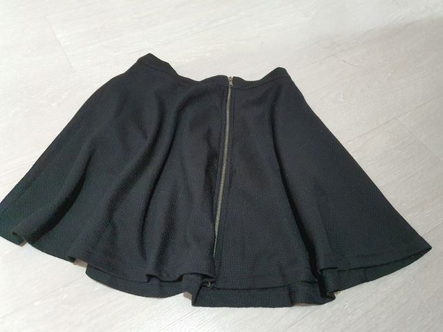 Falda de mujer negra