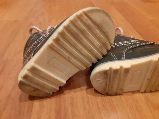 zapato niño/a número 19