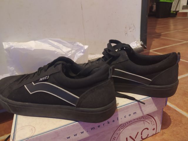 Zapatillas básicas negras