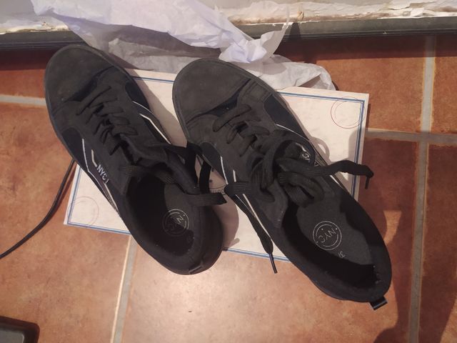 Zapatillas básicas negras