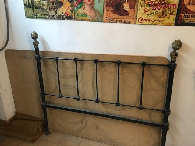 Cabecero forja hierro y latón principios siglo XX