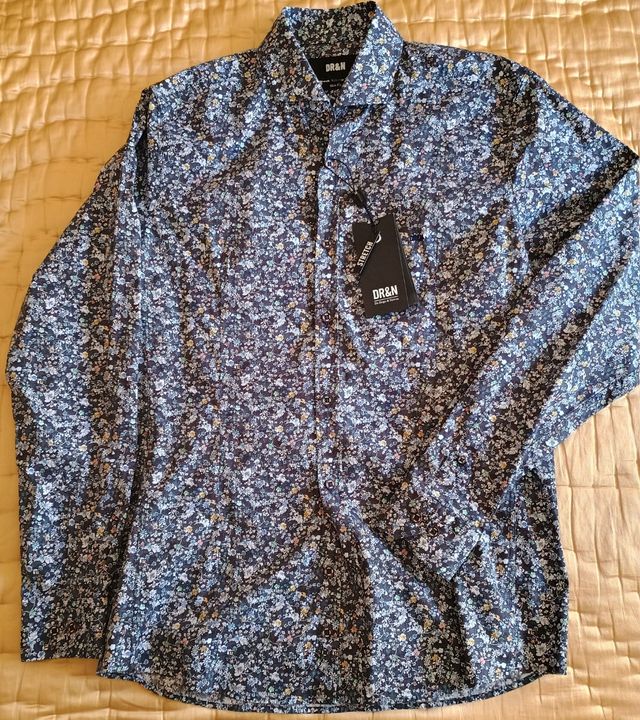 Camisa hombre estampada flores