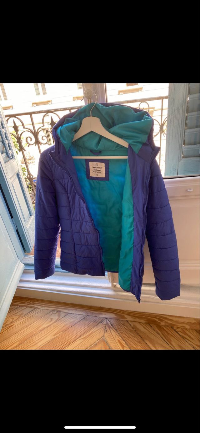 chaqueta con capucha nueva