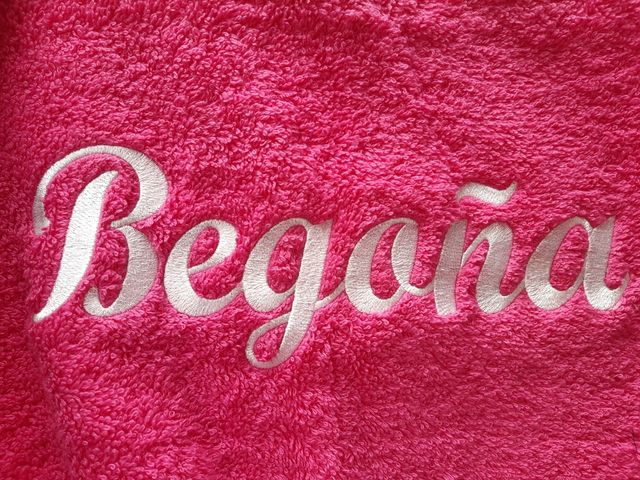 Hago Toallas con encaje y bordados