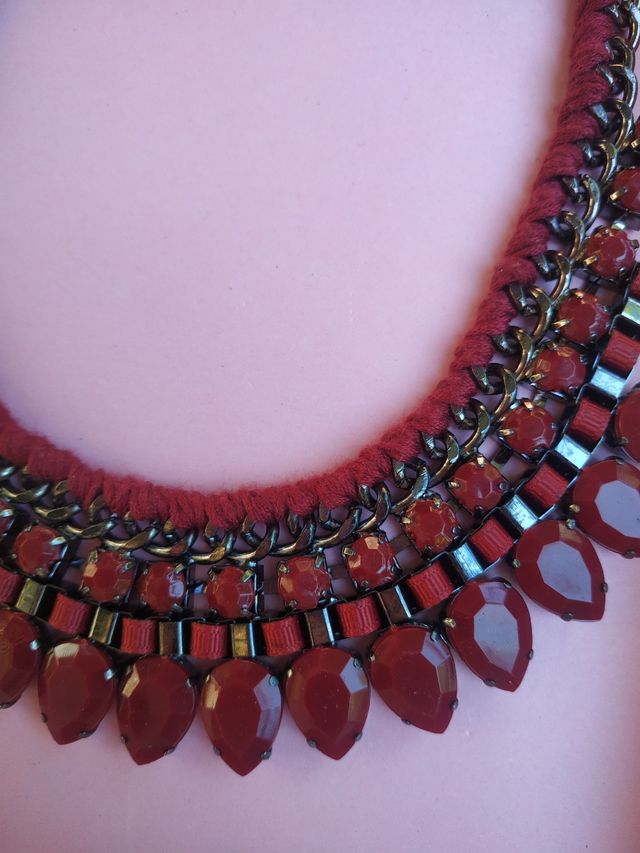 Collar granate