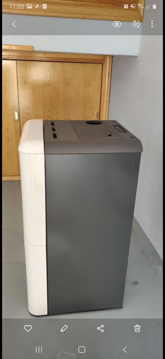 Estufa pelles Point Original Italiana con   tuberí