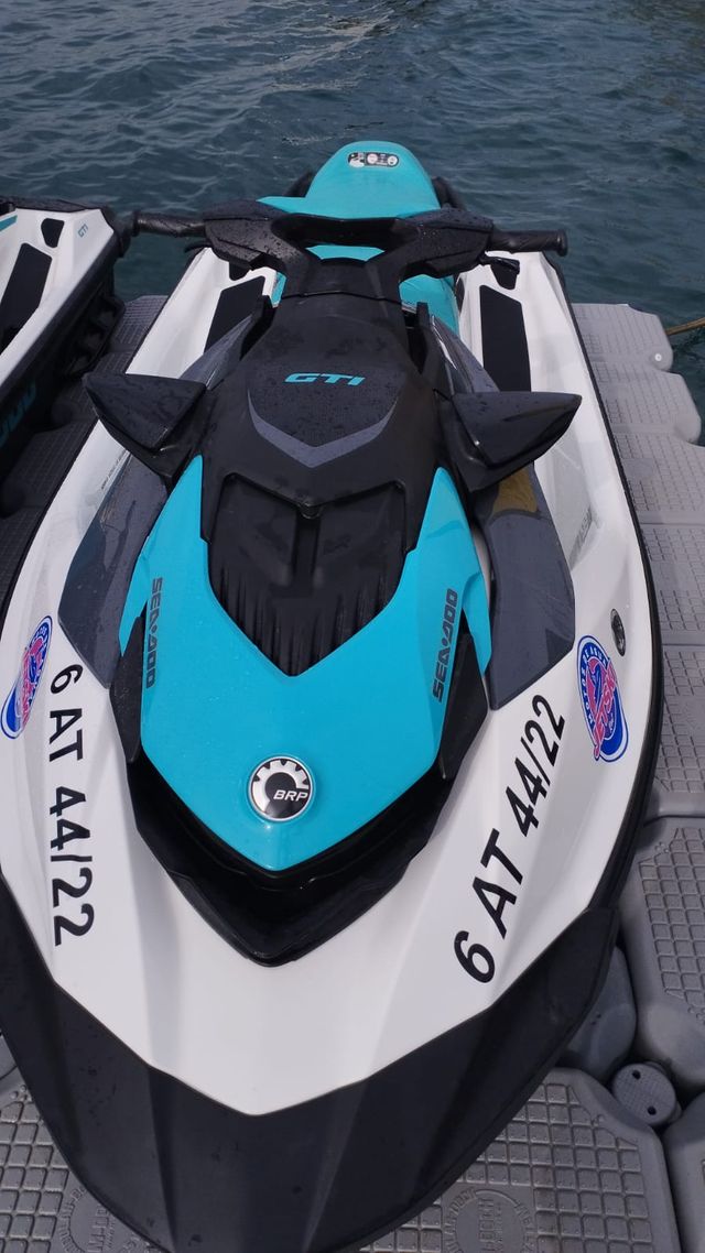 Motos de agua Seadoo Gti 2022