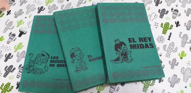 Libros antiguos de cuentos