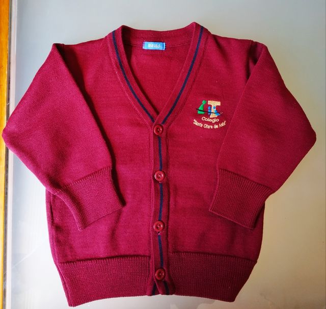 Talla 2 años. Uniforme Santa Clara de Asís