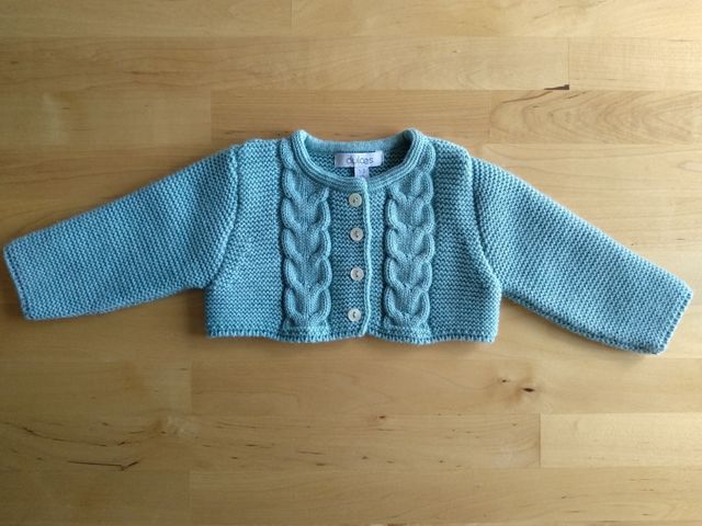 Chaqueta torera de punto marca Dulces