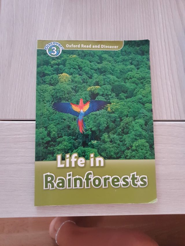 Life in Rainforest. (OXFORD)