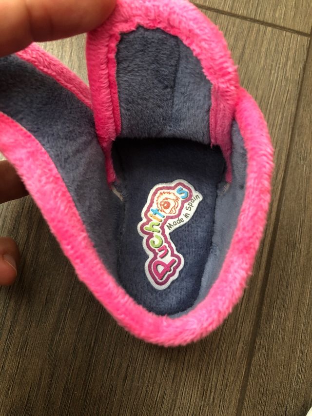 Zapatillas de casa felpa talla 20. Nuevas
