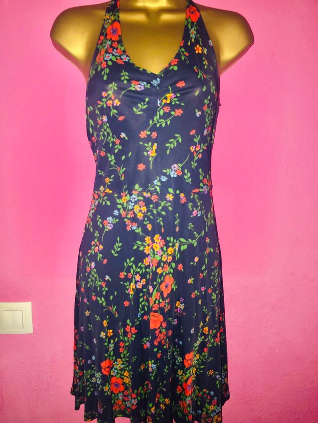 Vintage vestido floral atado al cuello