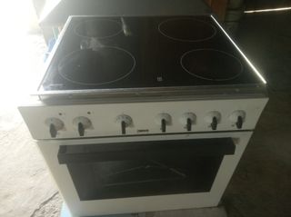 Combi zanussi horno +vitroceramica de segunda mano por 115 EUR en Lobres en  WALLAPOP