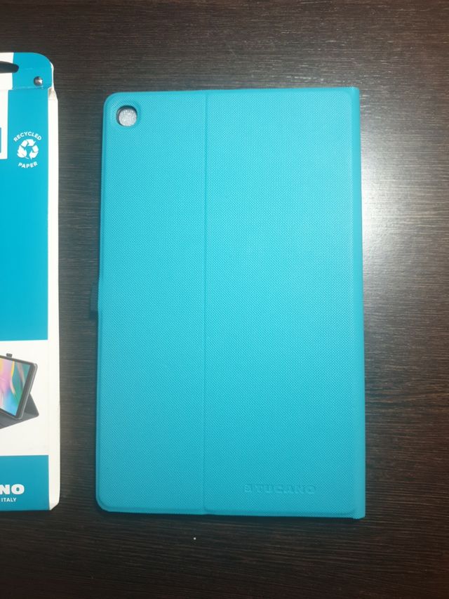 Funda TUCANO para SAMSUNG GALAXY TAB A 10.1" 2019.