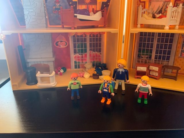 Playmobil casa habitación con figuras 