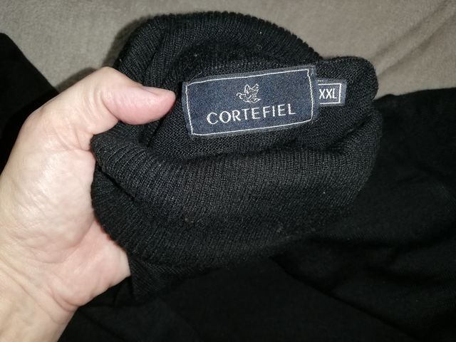 Jersey cuello vuelto o cisne