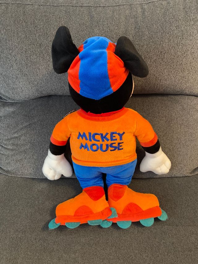 Mickey Mouse peluche cuenta cuentos