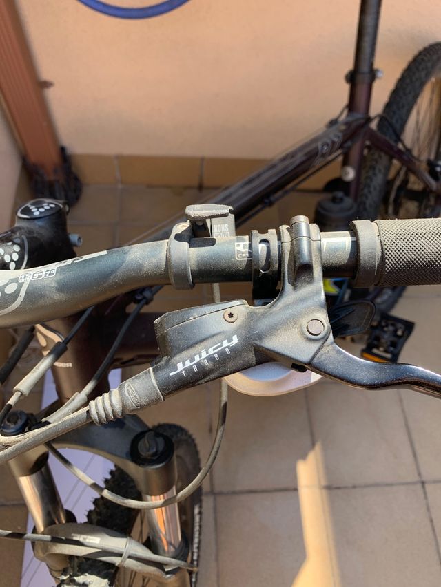 Bicicleta Rockrider 8.1