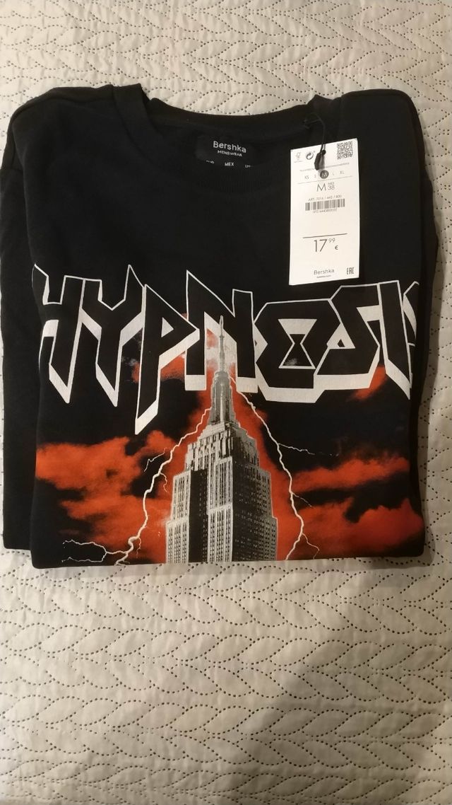sudadera Bershka hypnosis a estrenar